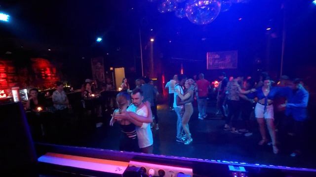 SBK Social Dance Sunday Night #kizombadancer #bachata #bachatasensual #kizomba смотреть онлайн