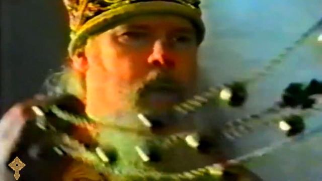 Молиться ли в храмах, а мне дома проще смотреть онлайн