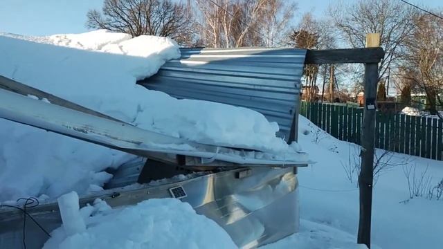 ГИБЕЛЬНЫЙ СНЕГОПАД или КАК НЕ НАДО СТРОИТЬ ВЕРАНДУ НА ЗИМУ! ПОСМОТРИ И НЕ ДЕЛАЙ ТАК! смотреть онлайн