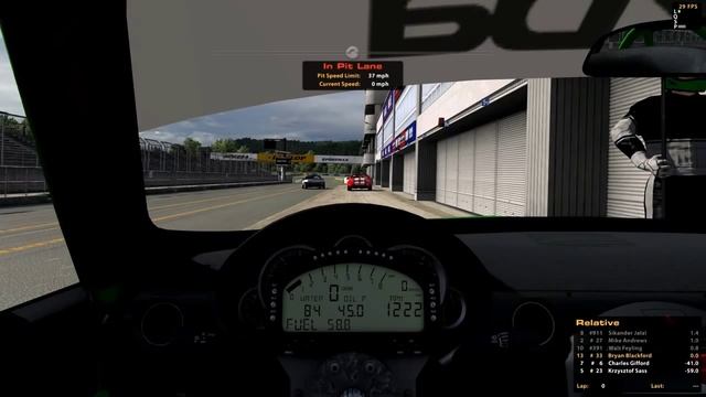 iRacing Basic Training: Подготовка к гонке - Глава 3 смотреть онлайн