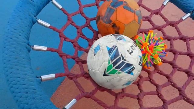 Школа мячиков (гуляем на перемене)😆⚽🏫 смотреть онлайн