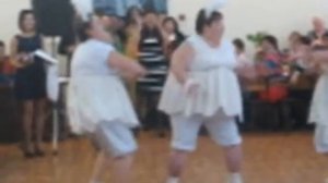 Танец белых лебедей на корпоративе))))))))))))