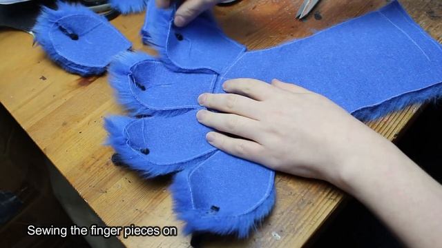 //The Making Of Dorago #1// Fursuit Hand Paws Tutorial + PDF Sewing Pattern смотреть онлайн