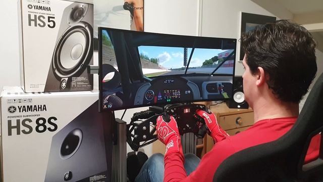 Yamaha HS5 Studio Monitor Speakers + HS8S Subwoofer iRacing Test смотреть онлайн