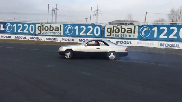 Filip Turek - Mercedes-Benz S500 Coupe DRIFT смотреть онлайн