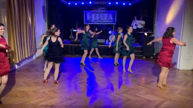 SwingPotatoes Ladies - Black Bottom смотреть онлайн