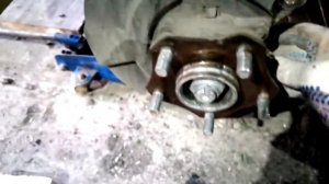 Замена передней ступицы Suzuki Grand Vitara  Escudo 2011г в  150000 км.  пробега