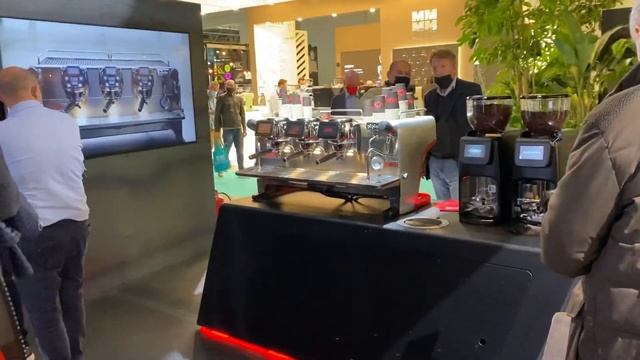 ***La Cimbali Espressomachine Range***Host 2021, Milan, Italy*** смотреть онлайн
