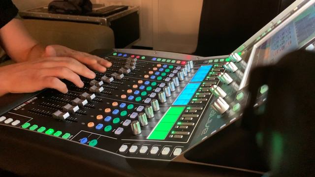 Allen & Heath 15 Minute QuickMix Challenge смотреть онлайн