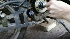 Как снять генератор, на 157QMJ и других двигателях.