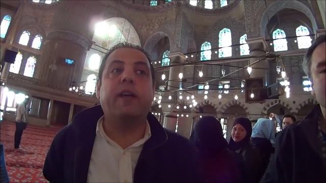 Local's Guide to the Blue Mosque in Istanbul смотреть онлайн