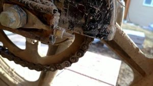 Как правильно натянуть цепь на мопеде.