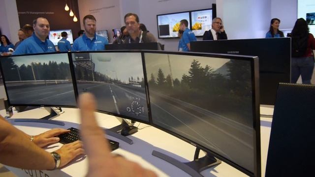 Samsung Curved Monitor смотреть онлайн