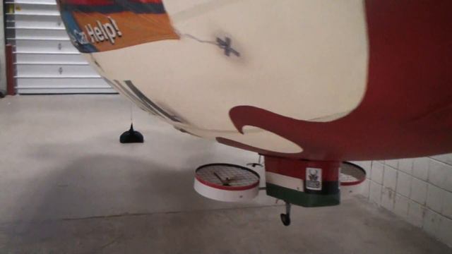 Scott Fisher explains how to set up your New Nylon RC Blimp, Part 15 смотреть онлайн