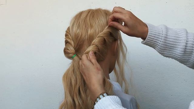 Лёгкий низкий пучок/Свадебная прическа/Easy low bun|Wedding hairstyle|Video tutorial updo смотреть онлайн