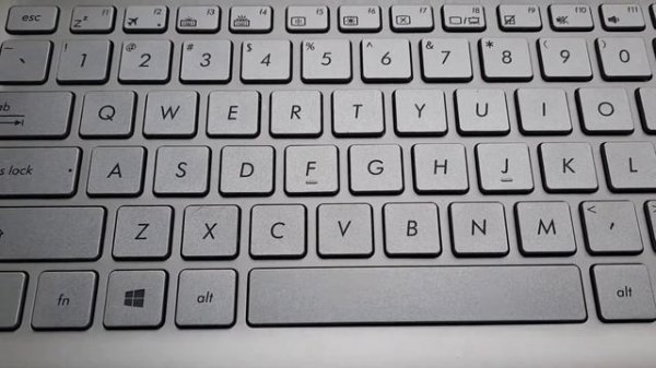 Нет русских букв-не беда!Наклейки на клавиатуру ноутбука Как клеить?"Клеим" кириллицу/СТИХиЯ.