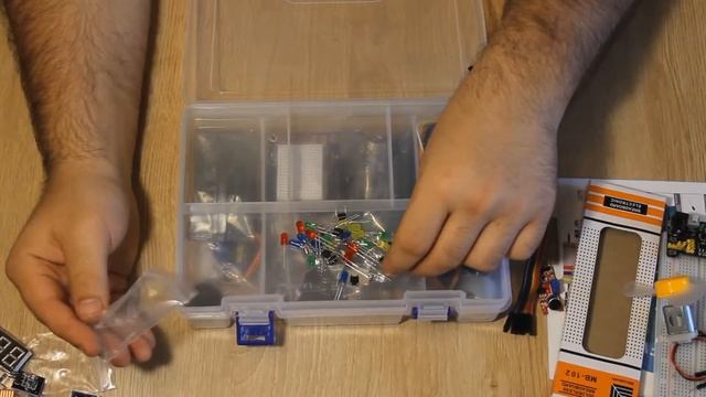 Обзор стартового набора Arduino для UNO R3. Распаковка, ОБЗОР, тест, посылки с Алиэкспресс Ардуино! смотреть онлайн