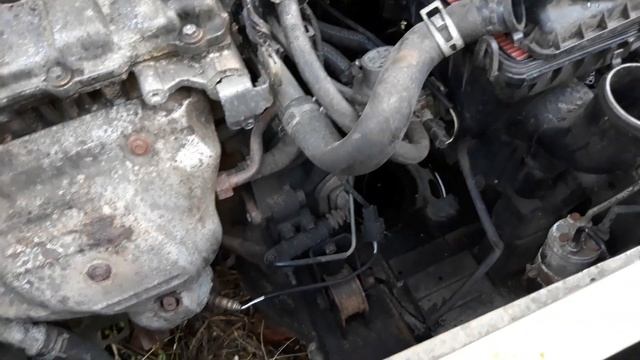 Снятие переднего бампера, фар и радиатора Mazda Premacy 2000г смотреть онлайн