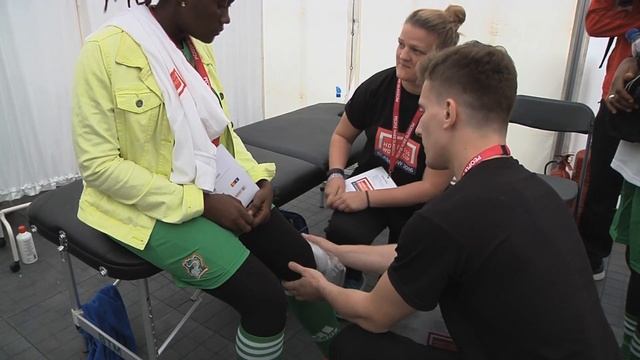 GCU physiotherapy students at the Homeless World Cup смотреть онлайн