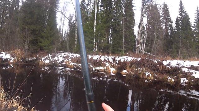 Рыбалка поплавочной удочкой на таежной реке. Конец октября 2020. Мелкий хариус. смотреть онлайн