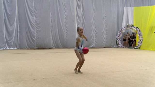 Зиныч Анна 2009 художественная гимнастика мяч смотреть онлайн