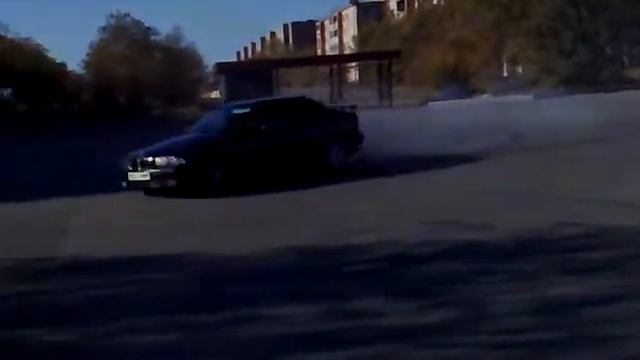 Лёха, дрифт на ст. Молодёжное.mp4 смотреть онлайн