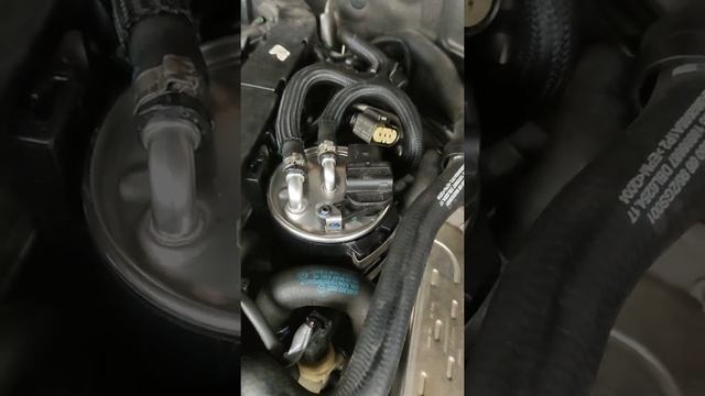 Filtru combustibil Mercedes c class w204 2010 OM651 смотреть онлайн