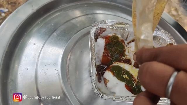 Moped wale Gol Gappe and Bhalla Papdi for only Rs 20/- || Gol Gappo ki Free Home Delivery смотреть онлайн