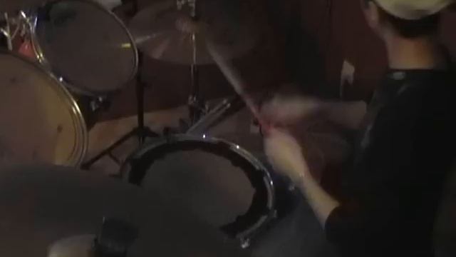 Theo - Smells like teen spirit drum cover Nirvana - young drummer - jeune batteur смотреть онлайн