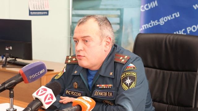 Брифинг Петра Денисова смотреть онлайн