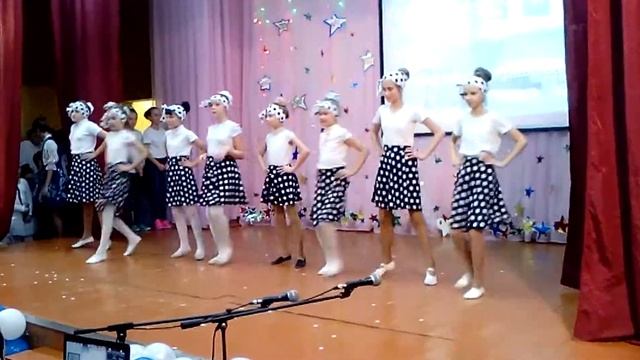 танцы под Калинку и совр молодежные 19 47 3 февраля 2017 смотреть онлайн