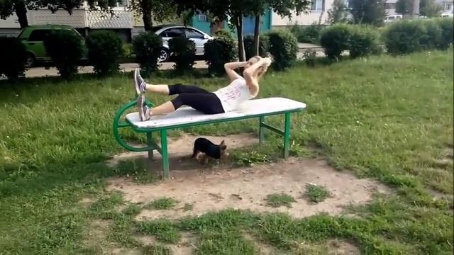Тренировка на улице №4. Качаем пресс смотреть онлайн