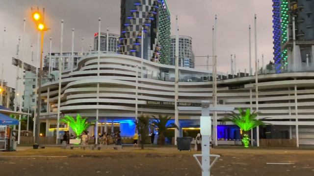 Батуми🌊❤️🌳Орби сити комплекс отель вечером ✨🌟 смотреть онлайн