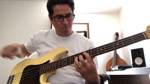 Fender Precision ‘78 смотреть онлайн