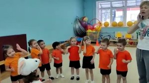 Игра «Зайка серый умывается»