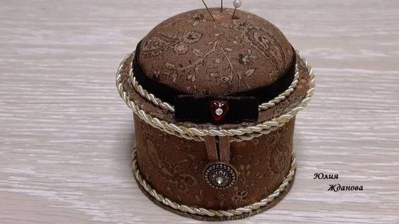 Игольница-шкатулка из бобины от скотча! смотреть онлайн