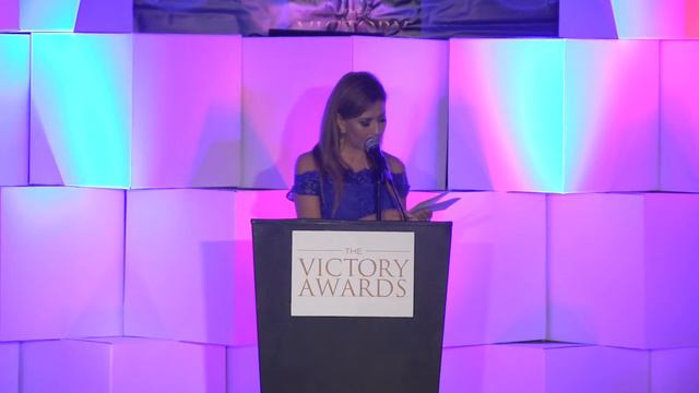 Ronald Anton recibe el Victory Awards 2015 - Categoría CONSULTOR REVELACIÓN DEL AÑO смотреть онлайн