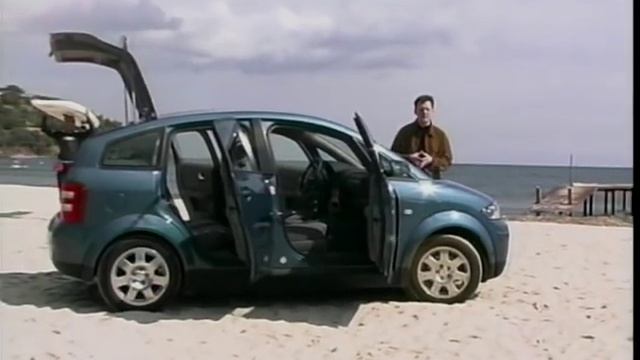 Richard Hammond reviews the Audi A2 смотреть онлайн