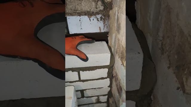 Кладка кирпича на раствор