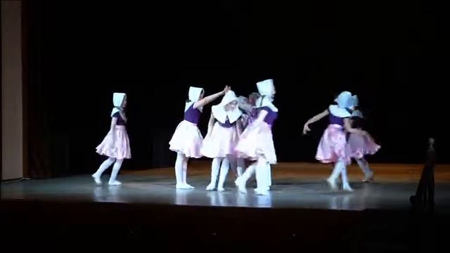 Хореографическая студия Арабеск п.Селятино - Старинный французский танец влюбленных смотреть онлайн