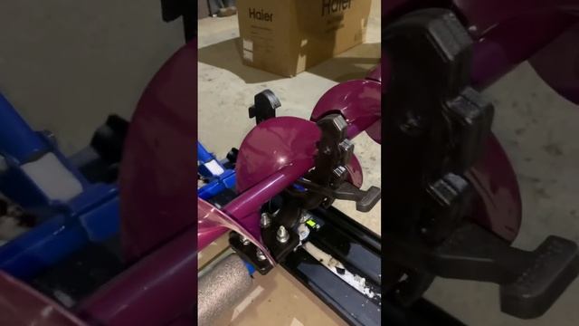 Установка ледобура на снегоход «Хаски». #хаски #мотособака #рыбалкасольда #panoptix смотреть онлайн