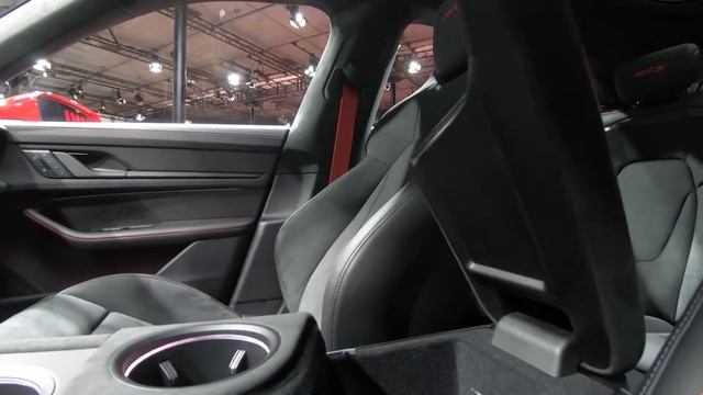 2022 Porsche Taycan GTS Sport Turismo - Walkaround at the 2021 LA Auto Show смотреть онлайн