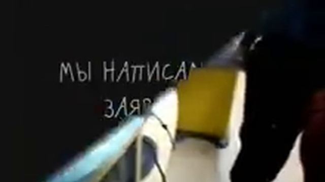 Украинцев кормят мухами торговой марки 