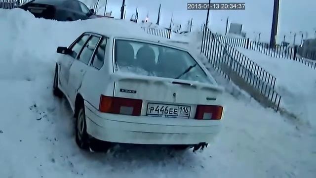Тест записи уличной AHD видеокамеры PN40-А1-B3.6 смотреть онлайн