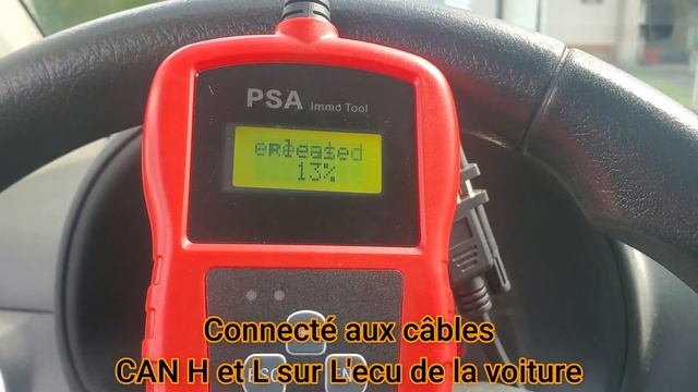 Lecture du code pin de la voiture avec PSA Immo Tool смотреть онлайн