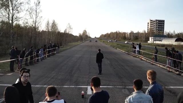 ВАЗ 2105 vs Toyota Chaser TourerV смотреть онлайн
