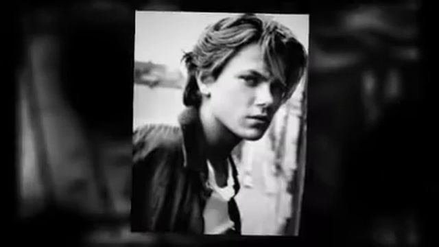 Unforgettable River Phoenix смотреть онлайн