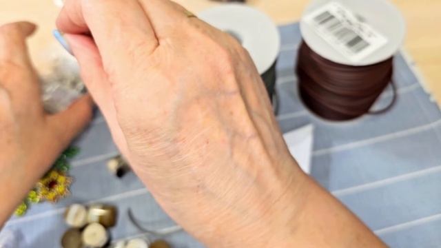 Бусины которые не давали покоя.☝️ Посмотри какой комплект из них у меня получился. Мои работы #50 смотреть онлайн