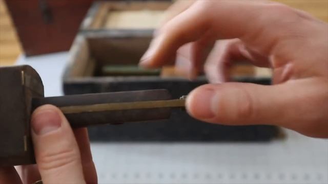 BOX FULL OF VINTAGE TOOLS - Cabinet Maker's Toolbox Haul смотреть онлайн