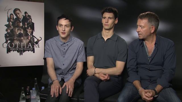 GOTHAM: Robin Lord Taylor, Cory Michael Smith & Sean Pertwee reveal future villains смотреть онлайн